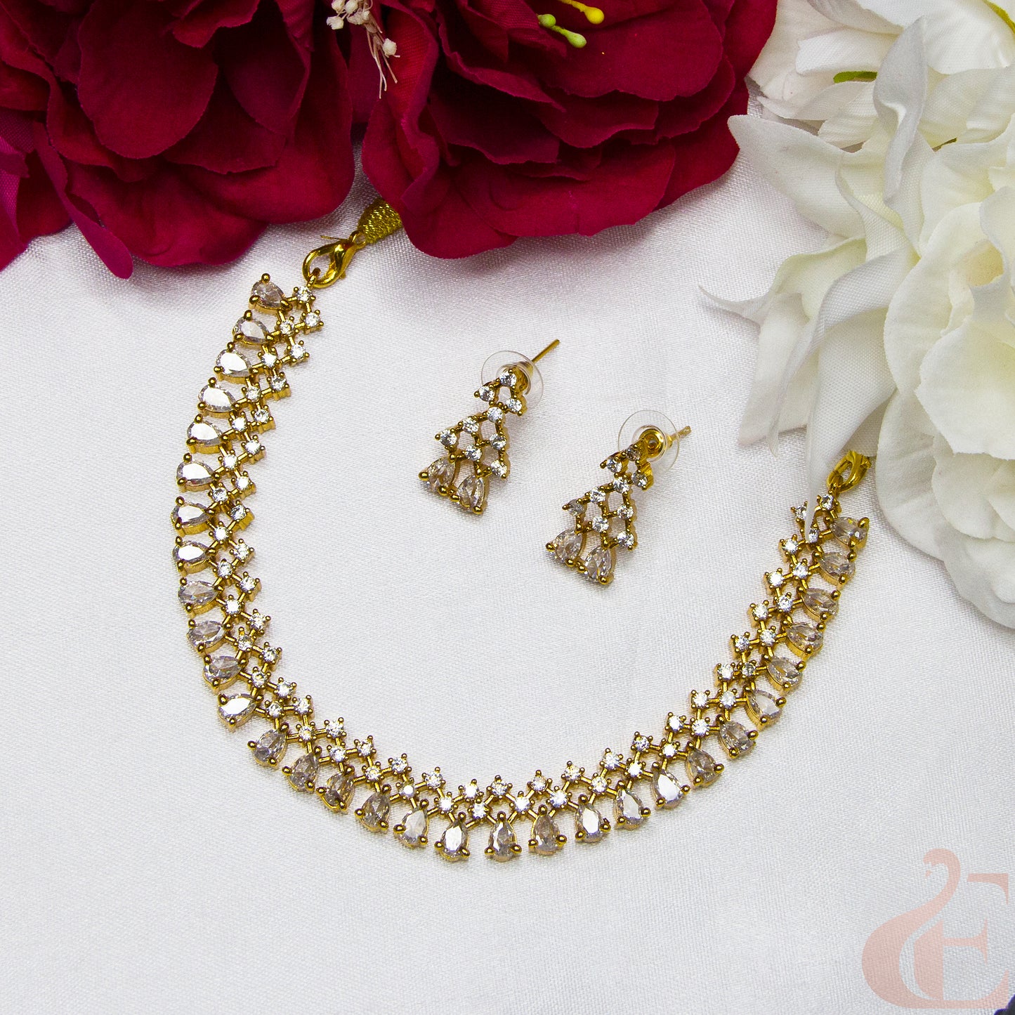 Top view of AD Antique Necklace Set White stones