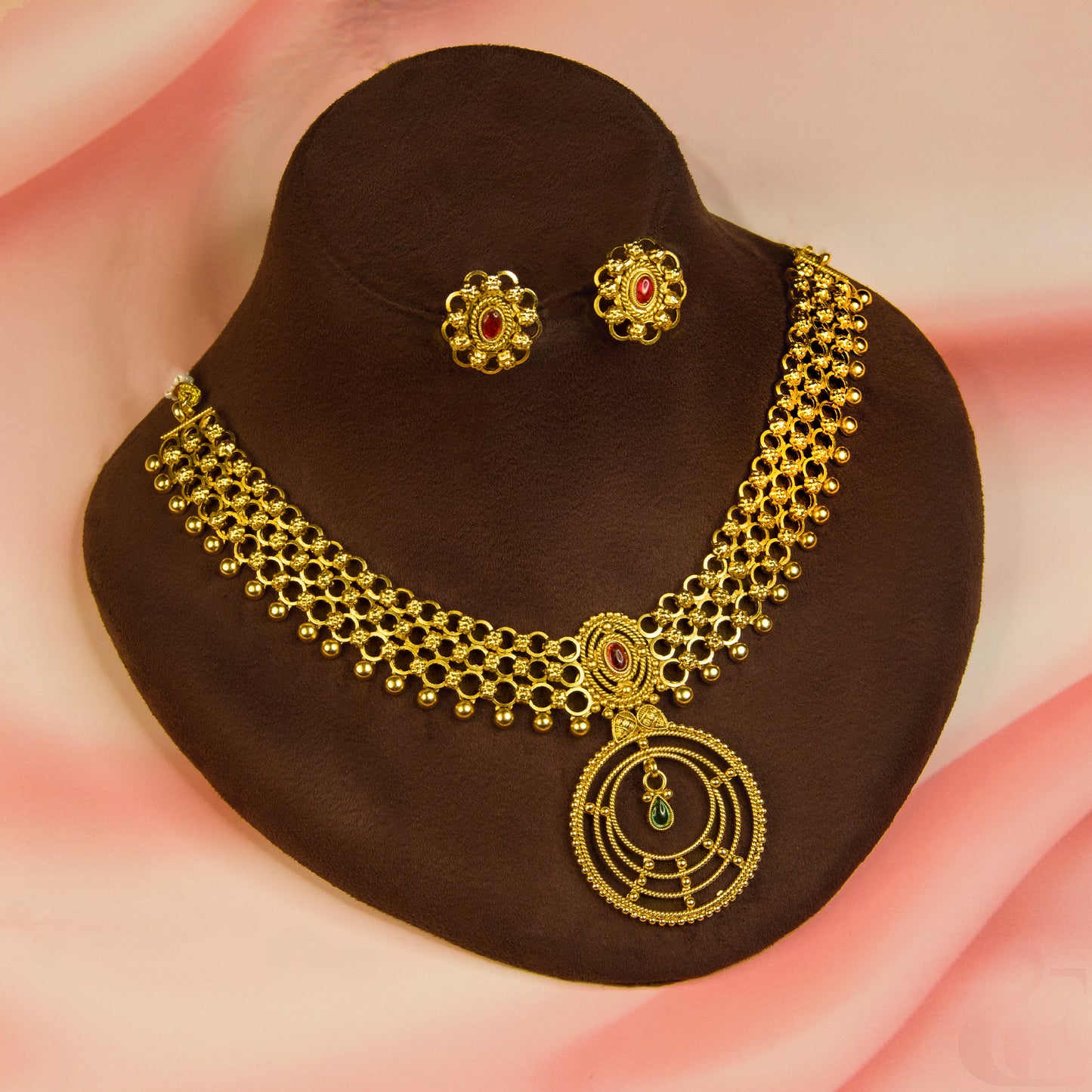 Front view of Antique Necklace small ruby & green