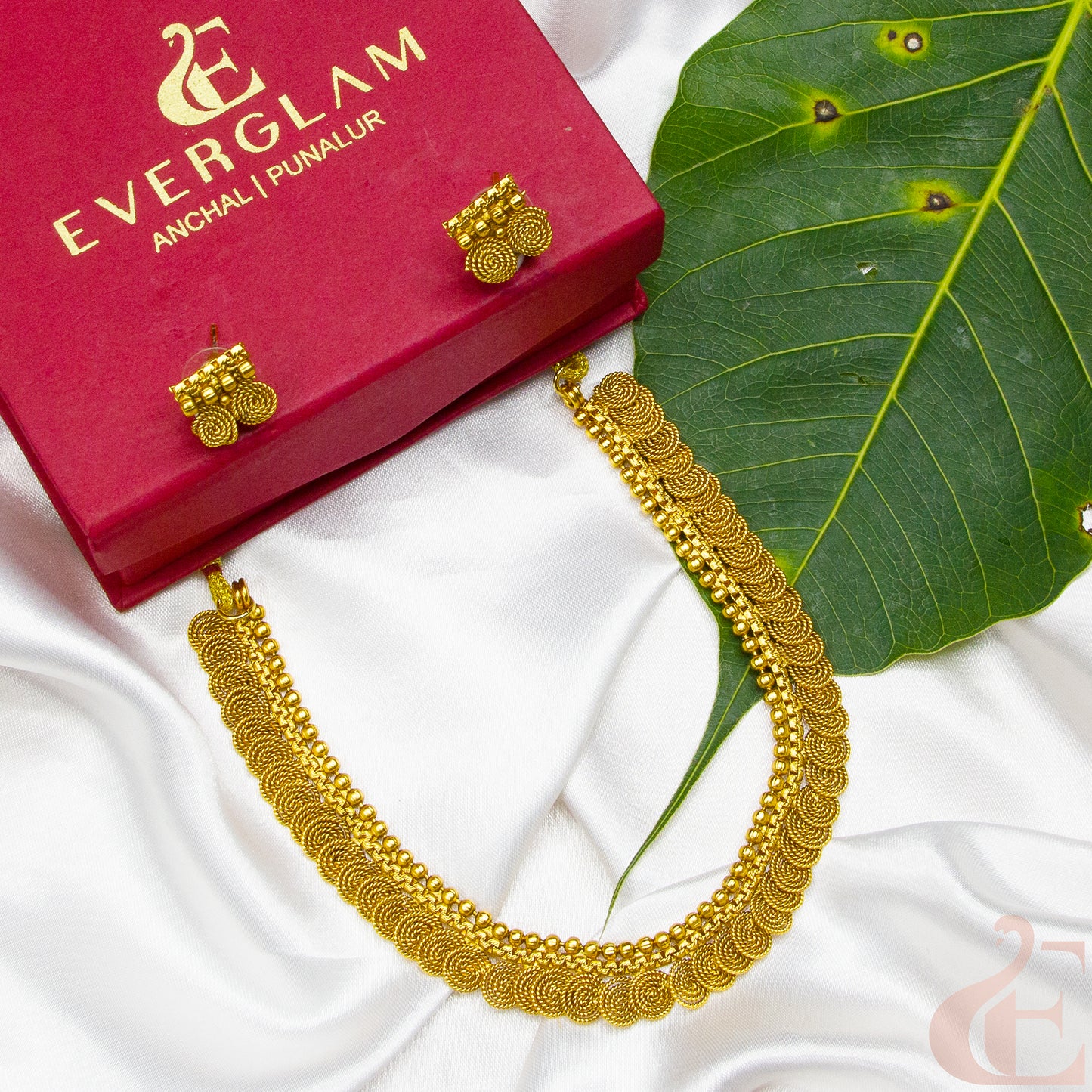 Side angle Top view of Antique Necklace & Earrings