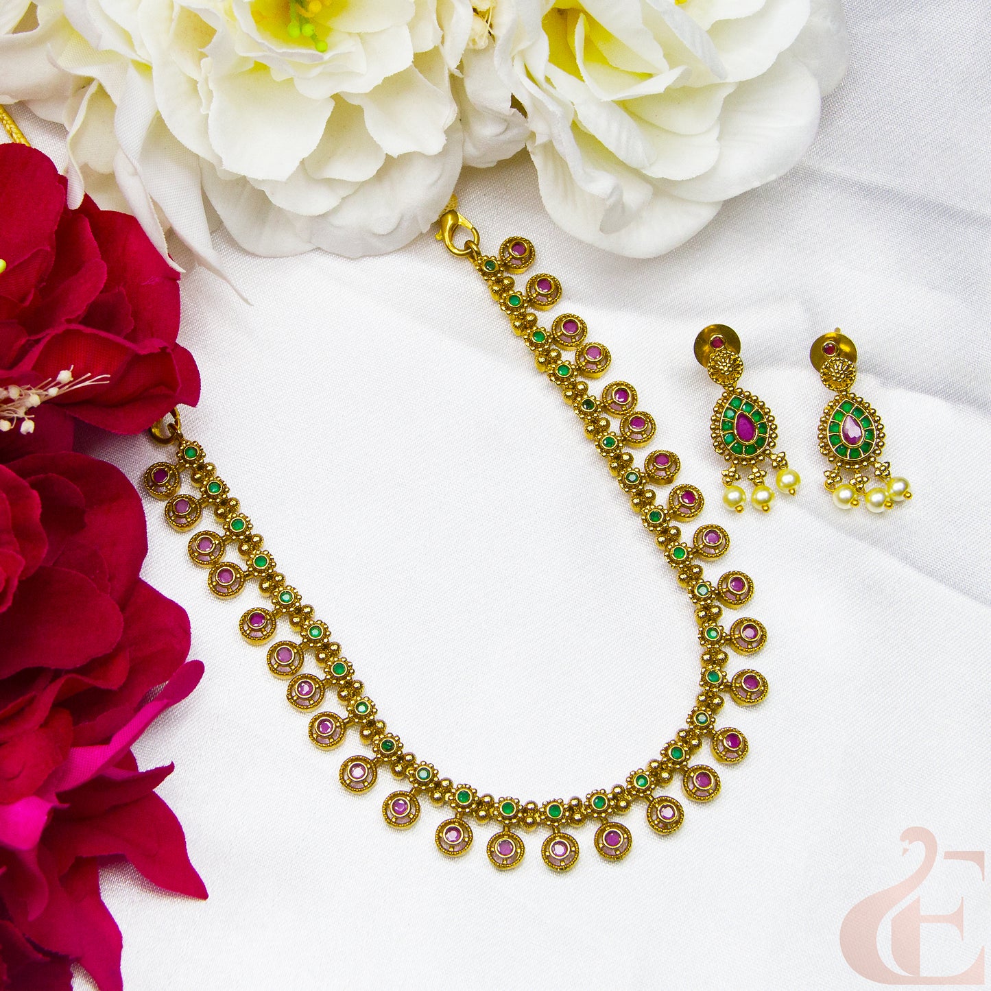 Top view of Antique Necklace & Earrings Ruby Green stones