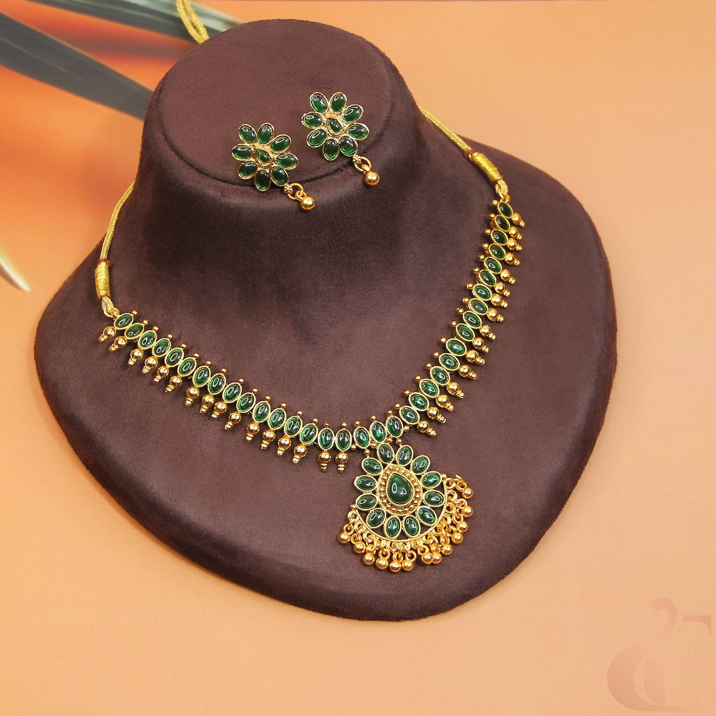 Top view of Antique Necklace & Earrings Green Stones