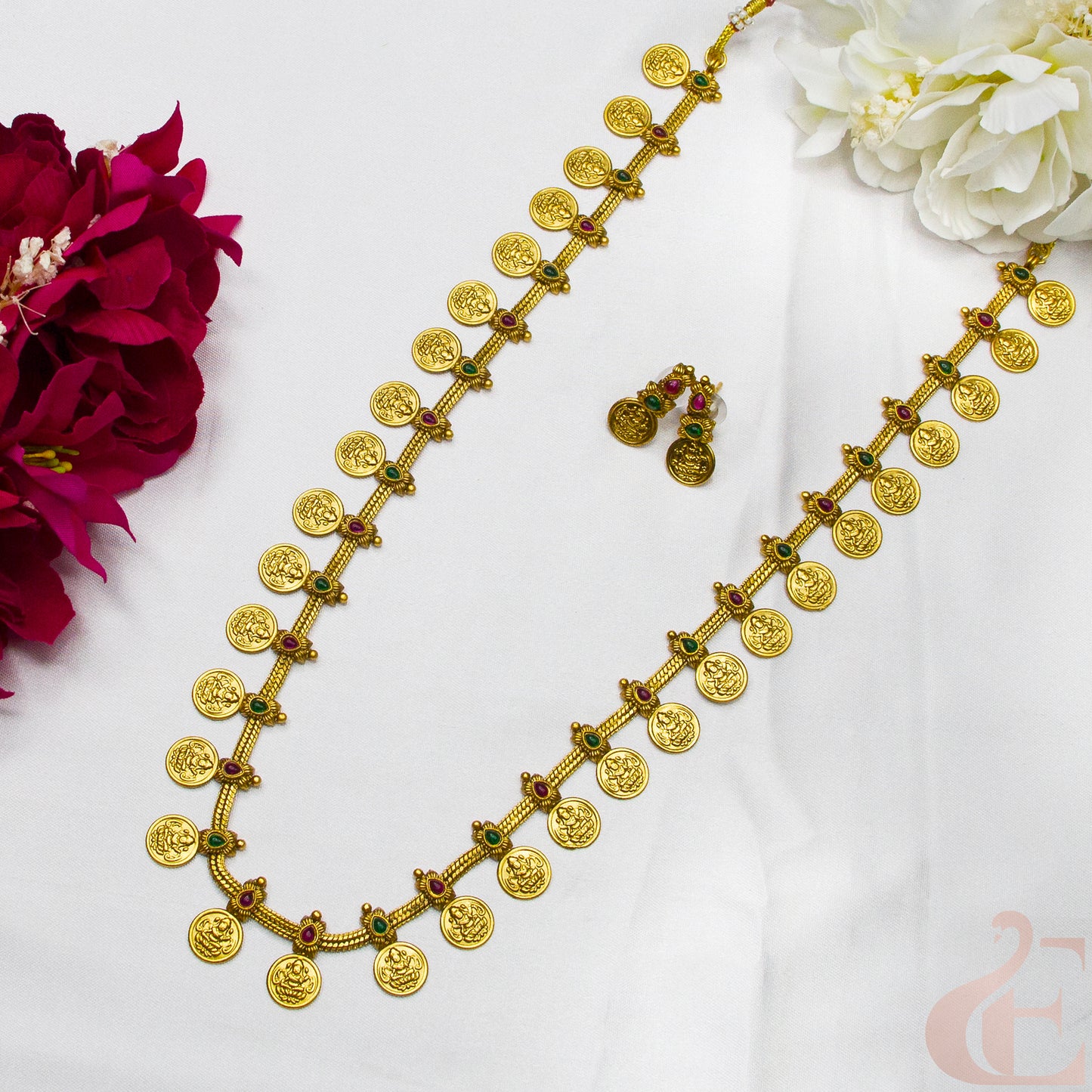 Top view Antique Temple Long Necklace & Earrings Ruby Green stones