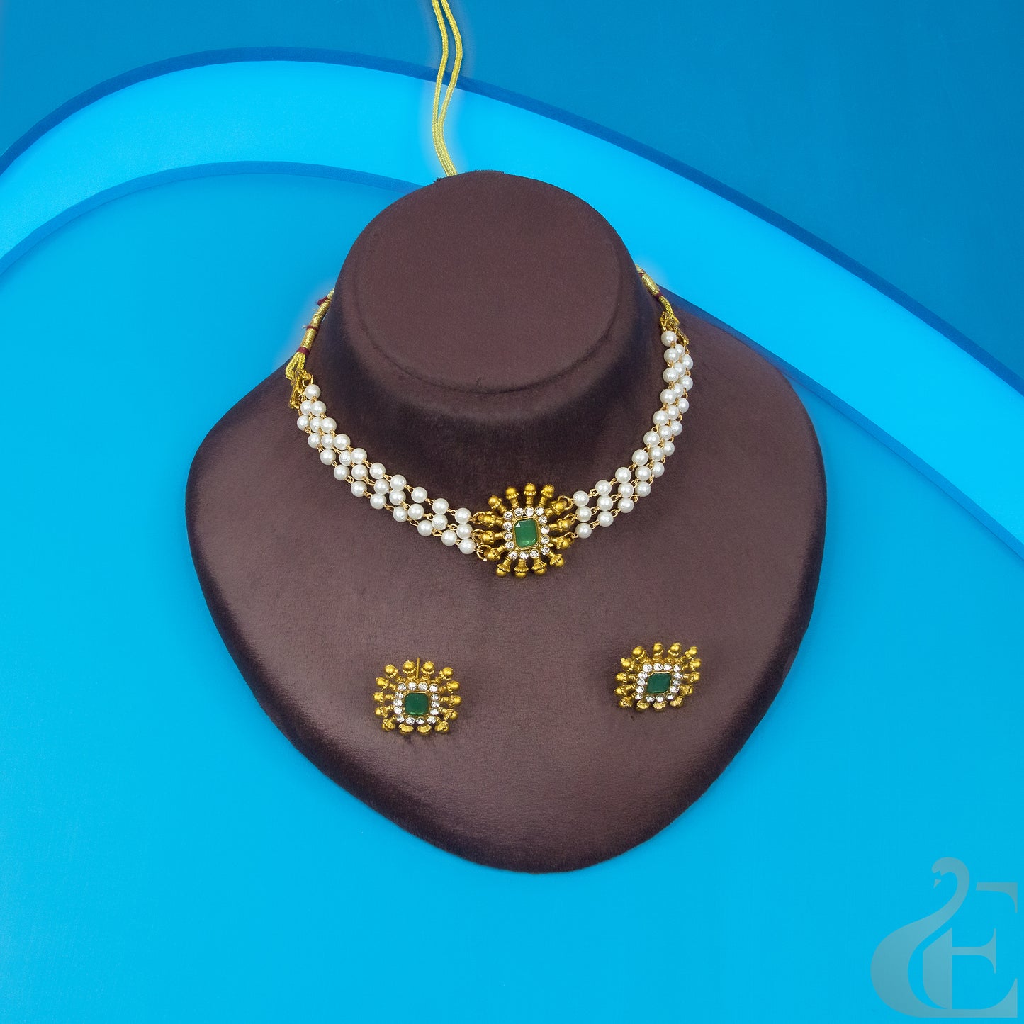 Antique Necklace & Earrings 12