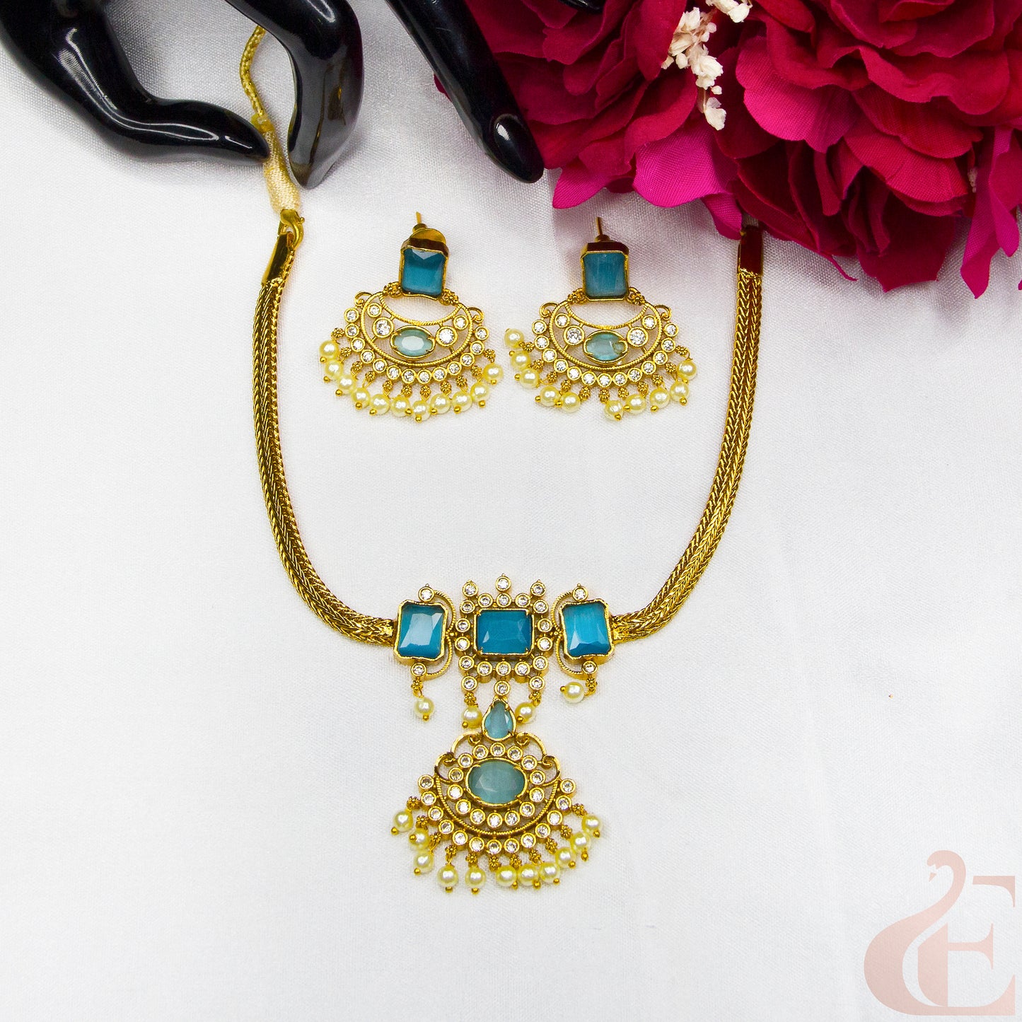 Top view of ocean blue stones Antique AD Choker & Earrings
