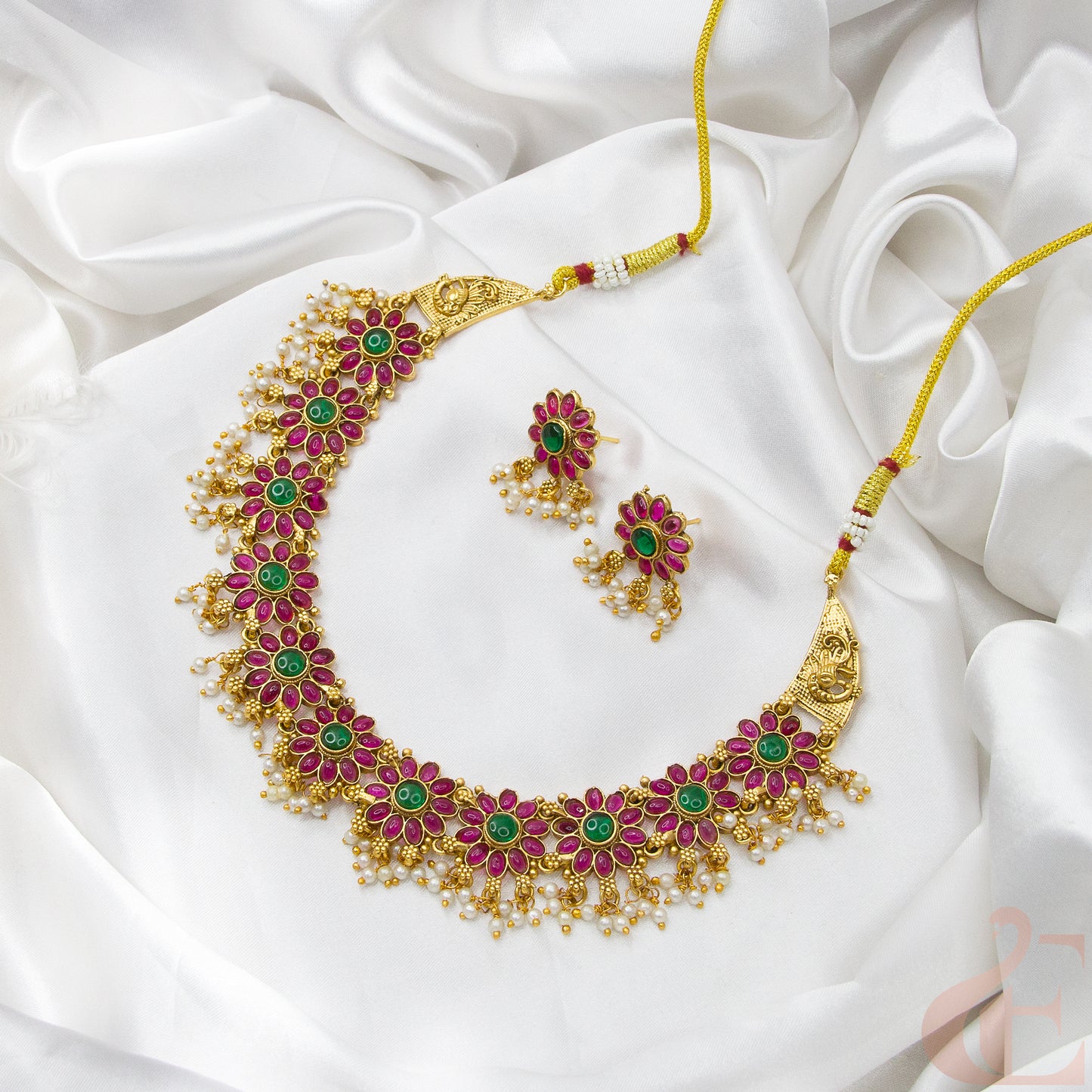 Antique Necklace & Earrings 26