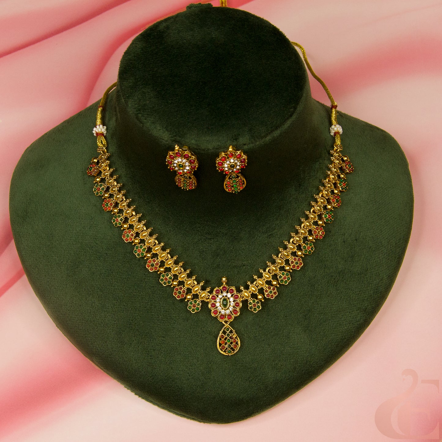 Antique Necklace & Earrings 30