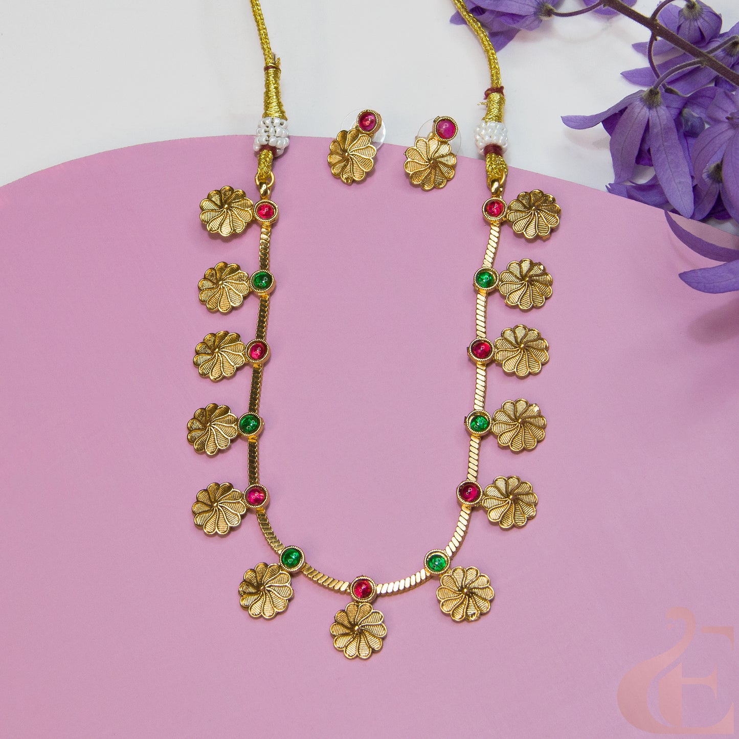 Antique Necklace & Earrings 76