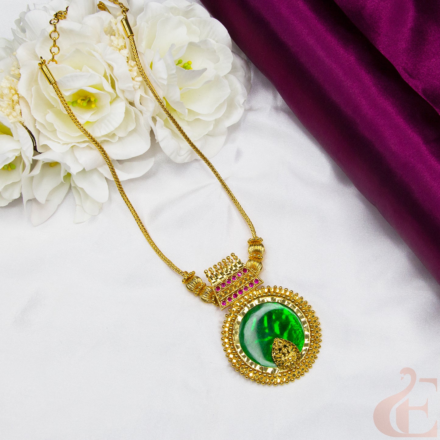 Top view of Traditional palakka round pendant necklace Green ruby
