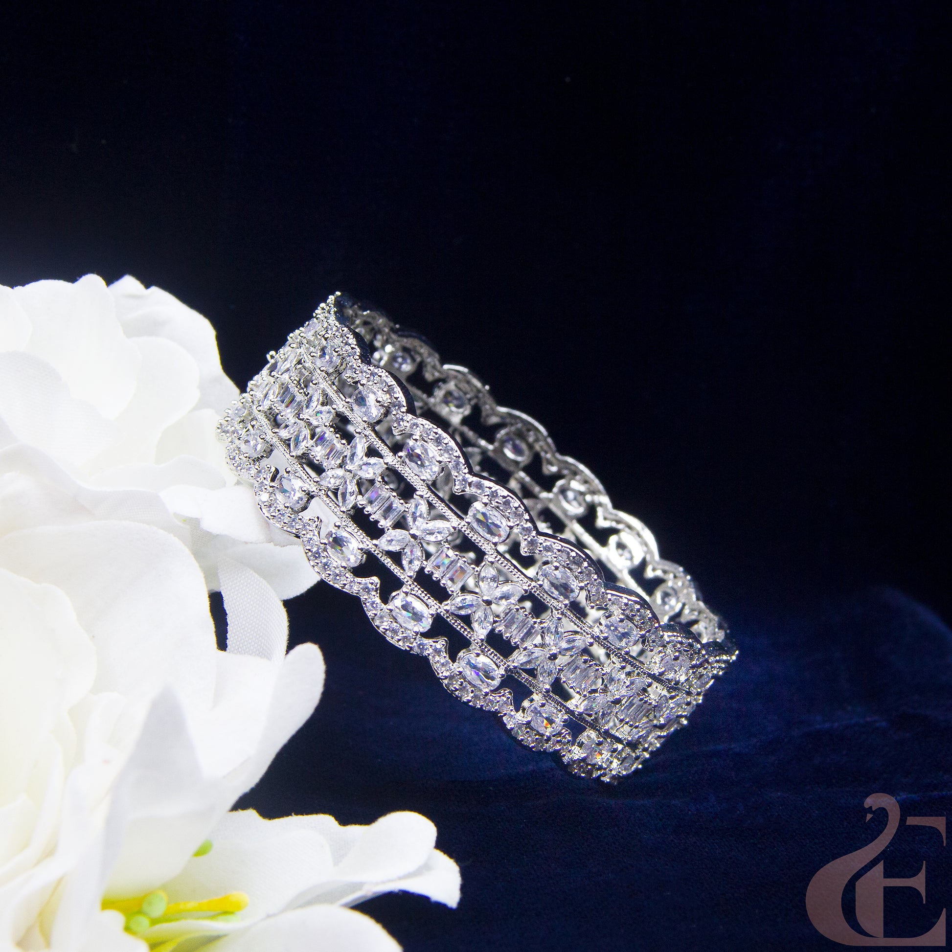 Front view of AD Stone Premium Bangles ( 1 Pcs ) White stones 