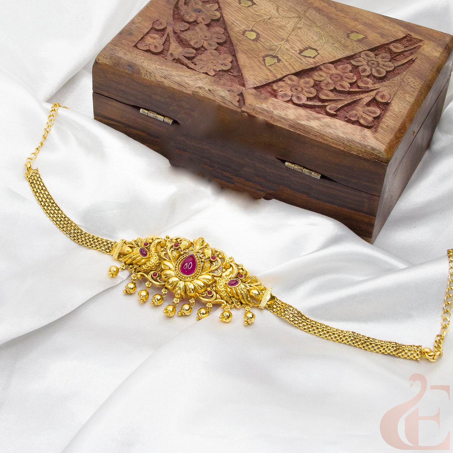 Top view of Antique Choker ruby stones 58