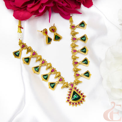 Top view of Antique Necklace & Earrings Ruby Green stones 122