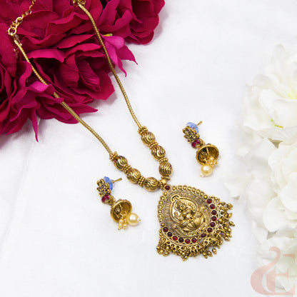 Top view of Antique Temple Necklace & Earrings 04 ruby stones