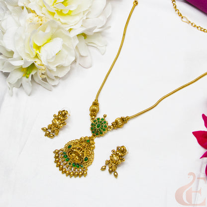 Top view of Antique Temple Necklace & Earrings Green stones 