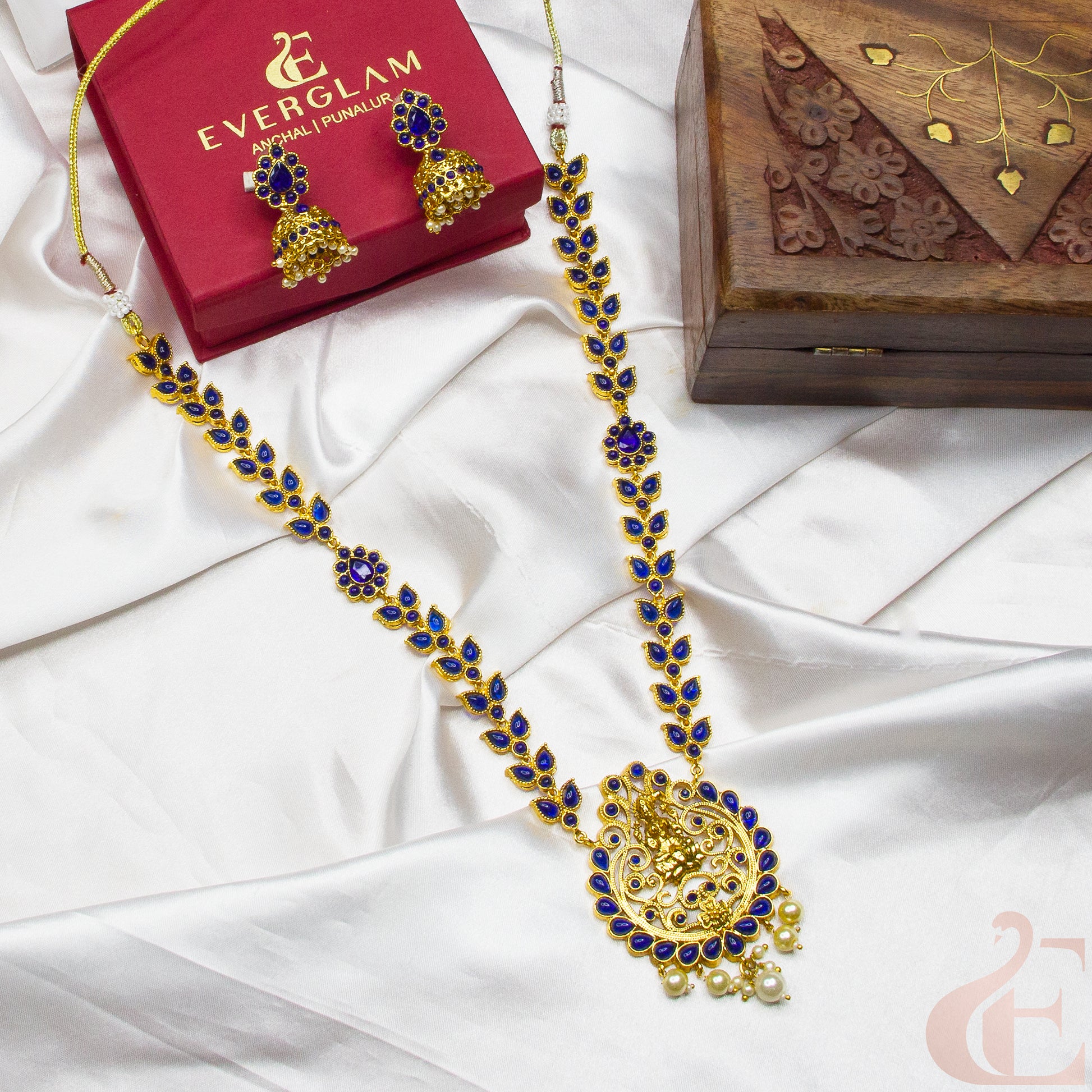 Top view of Antique Temple Necklace & Jhumka Blue stones 14