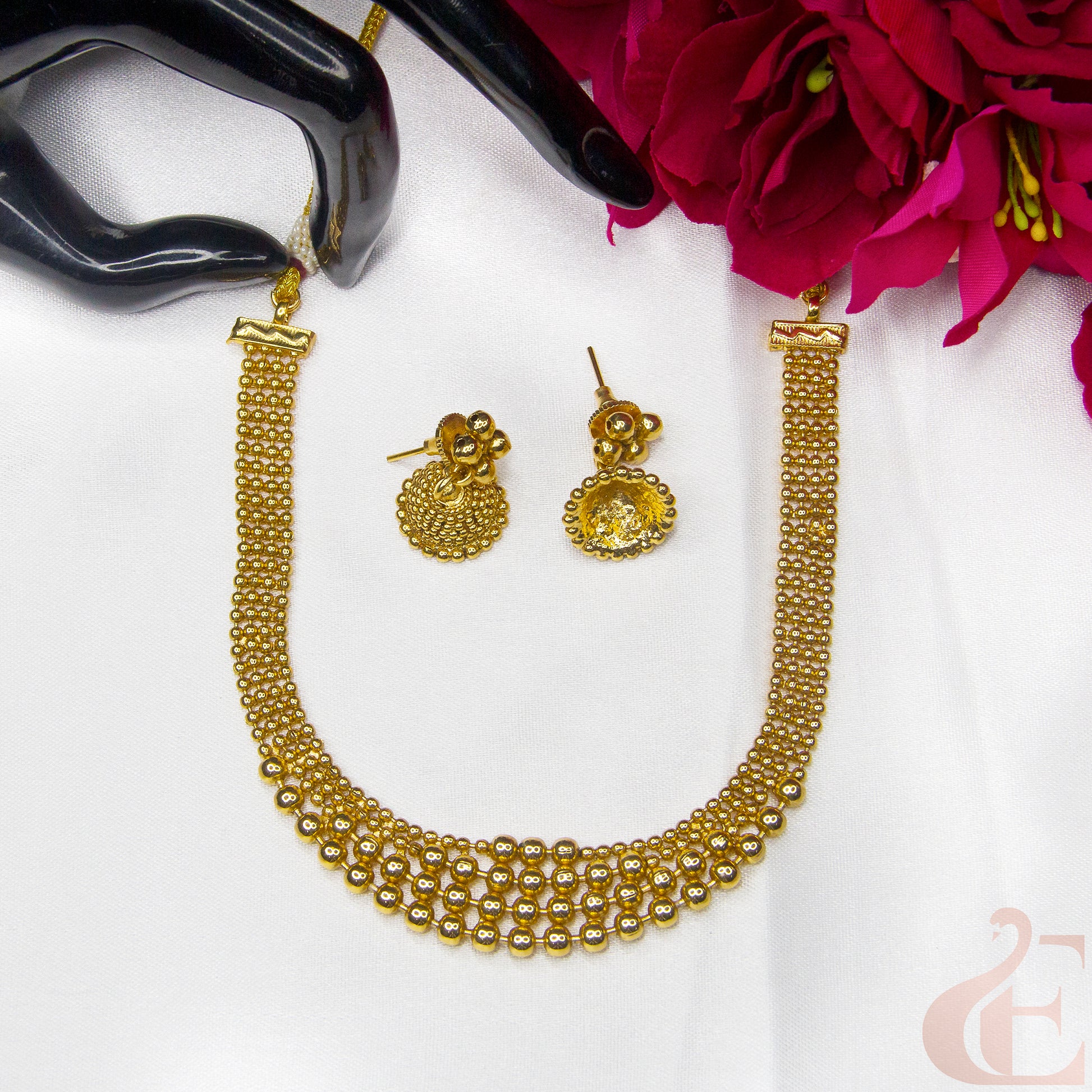 Top view of Elegant Antique Necklace & Earrings 