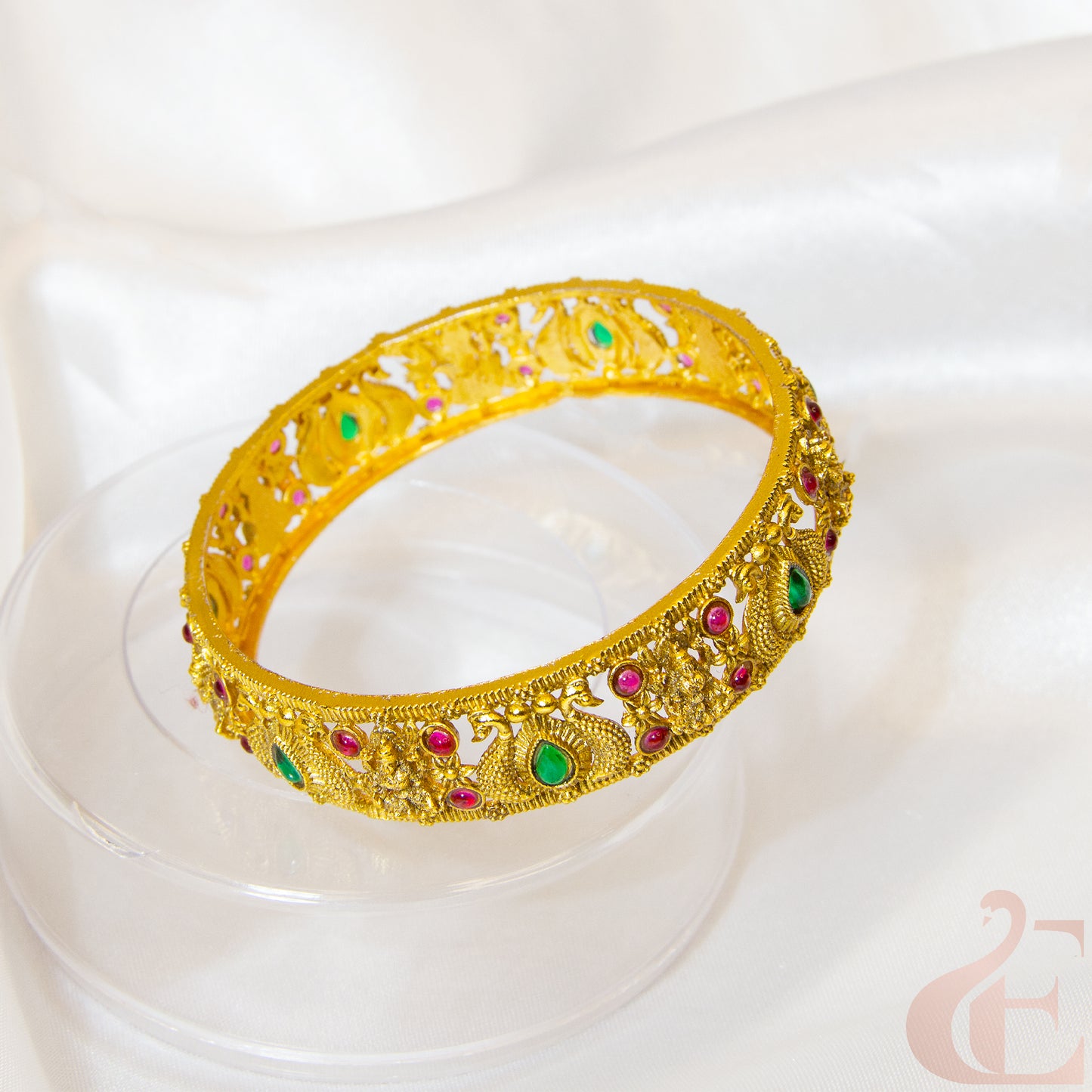 Antique Temple bangle (1 PCS)