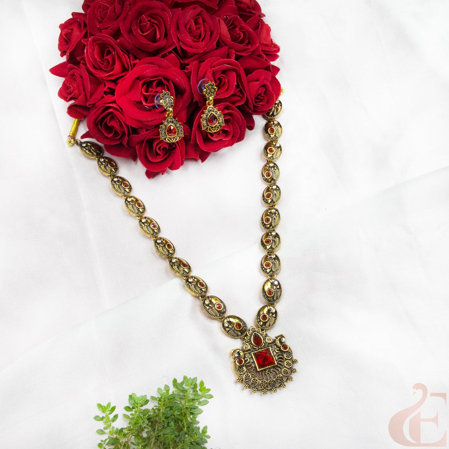 Mehndi Finish Necklace & Earrings 136