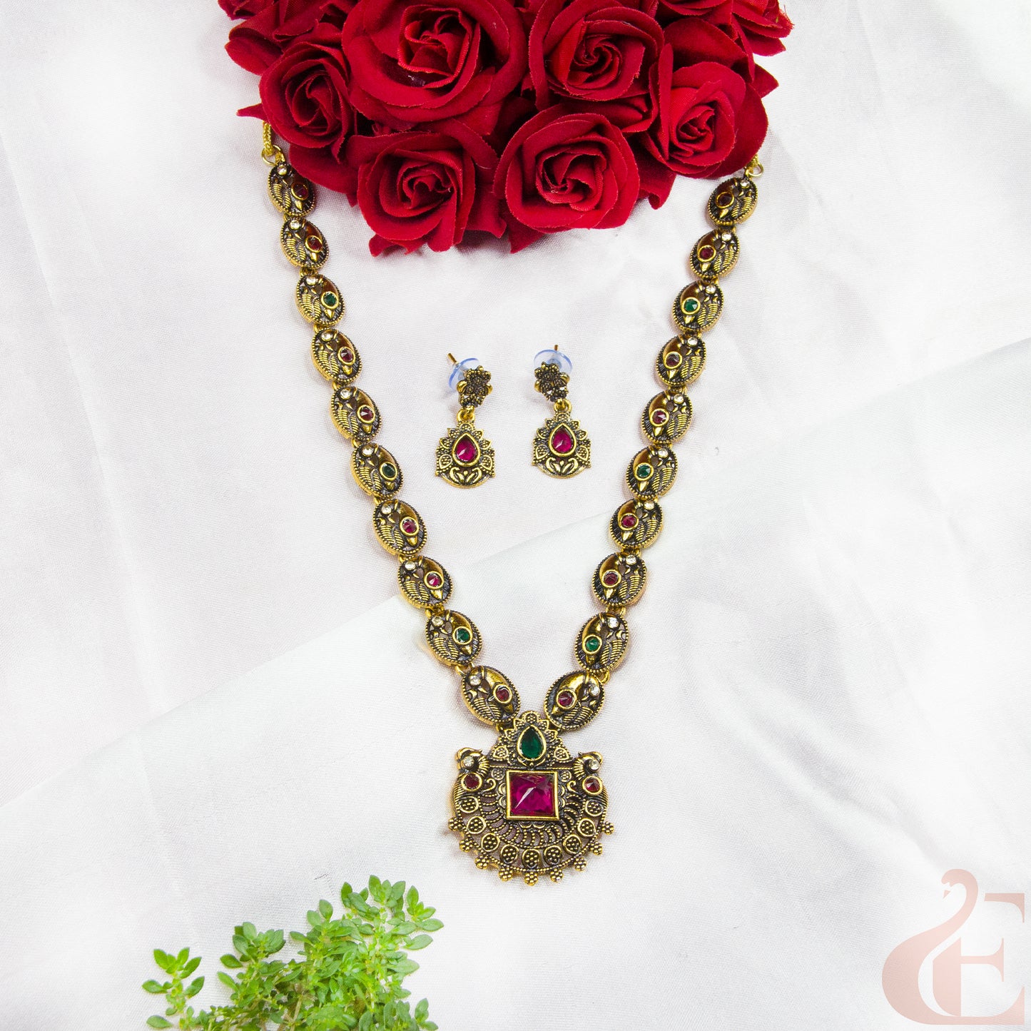 Mehndi Finish Necklace & Earrings 136