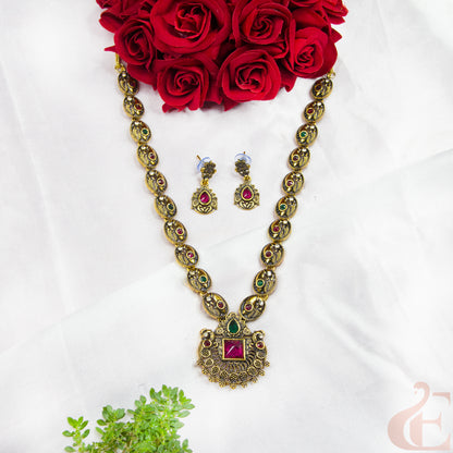 Mehndi Finish Necklace & Earrings 136