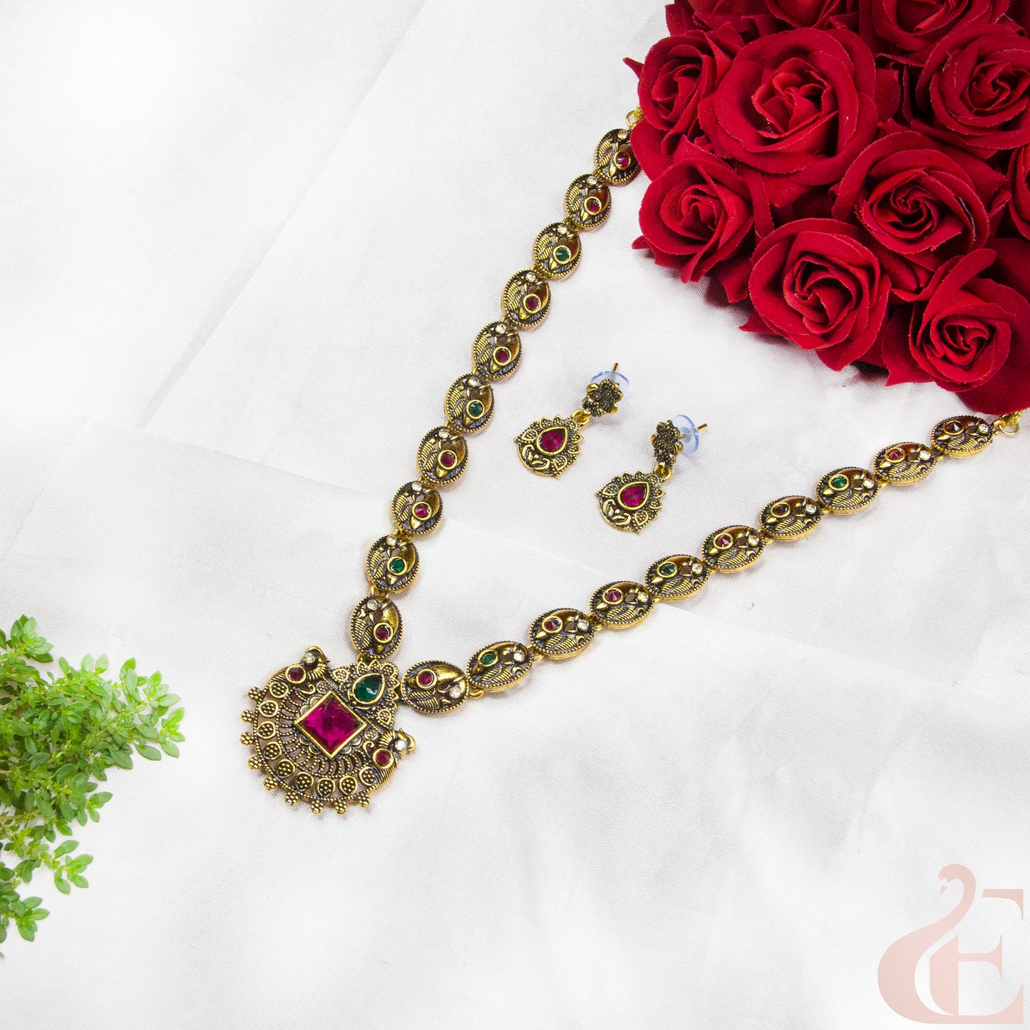 Mehndi Finish Necklace & Earrings 136