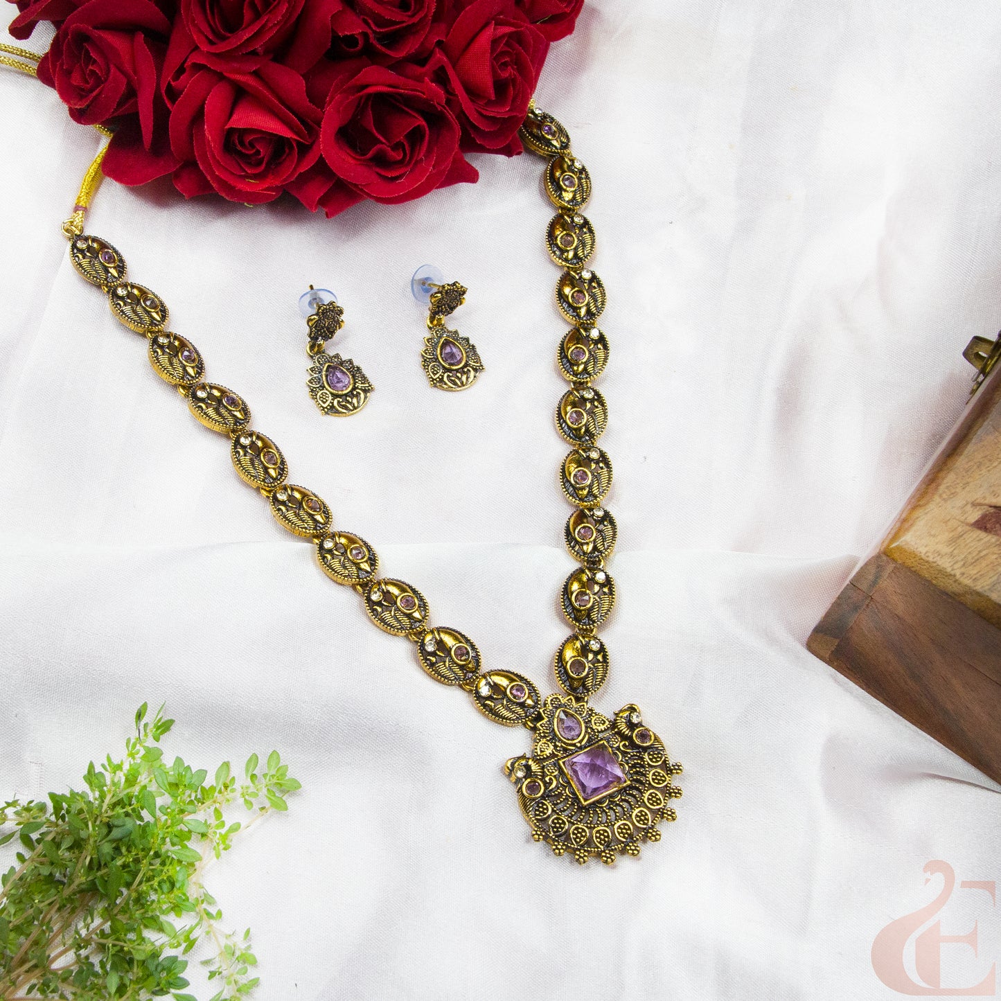 Mehndi Finish Necklace & Earrings 136