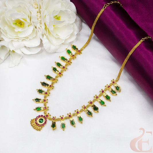 Top view of Palakka Necklace  Nagapadam Design Green ruby 
