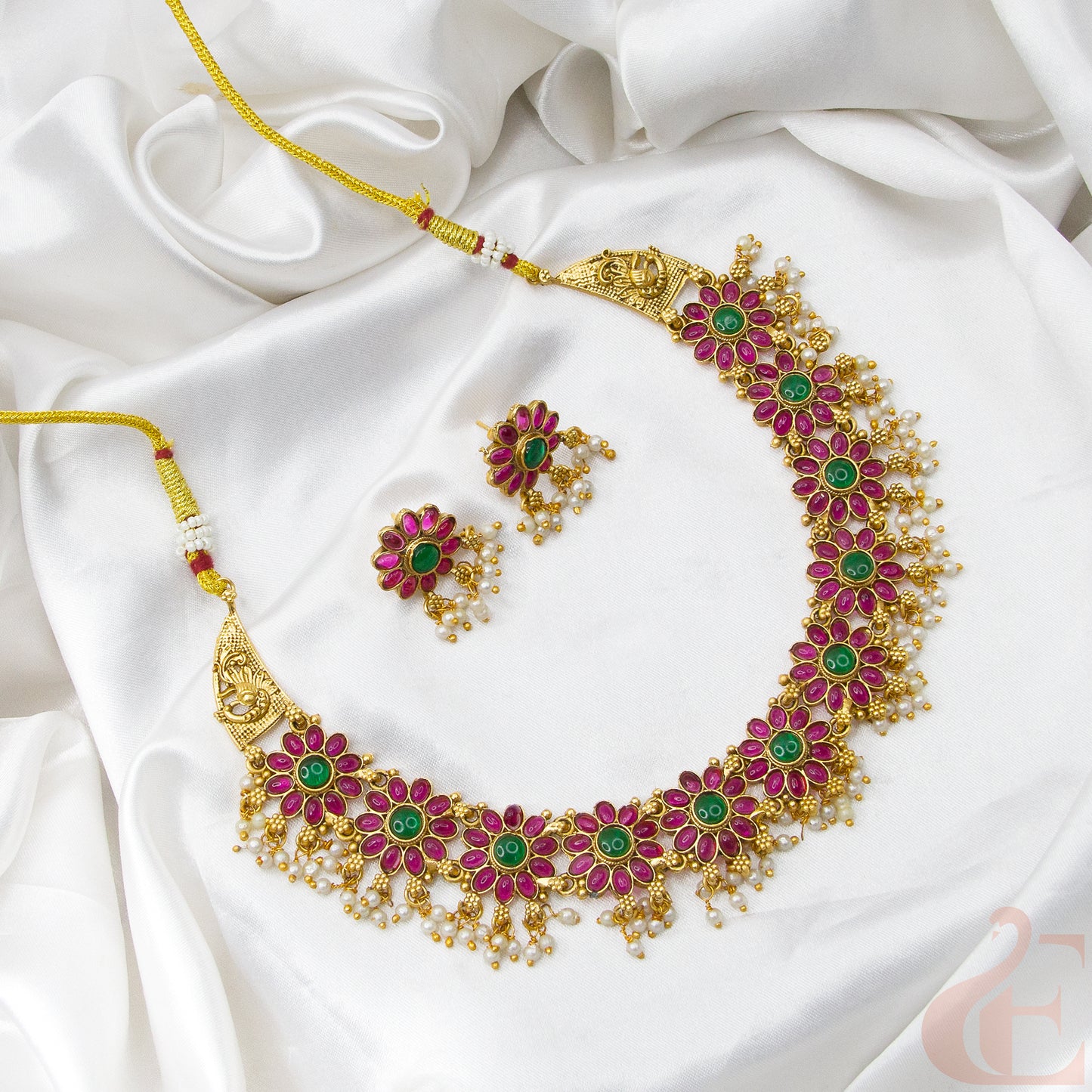 Antique Necklace & Earrings 26