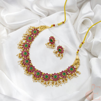Antique Necklace & Earrings 26