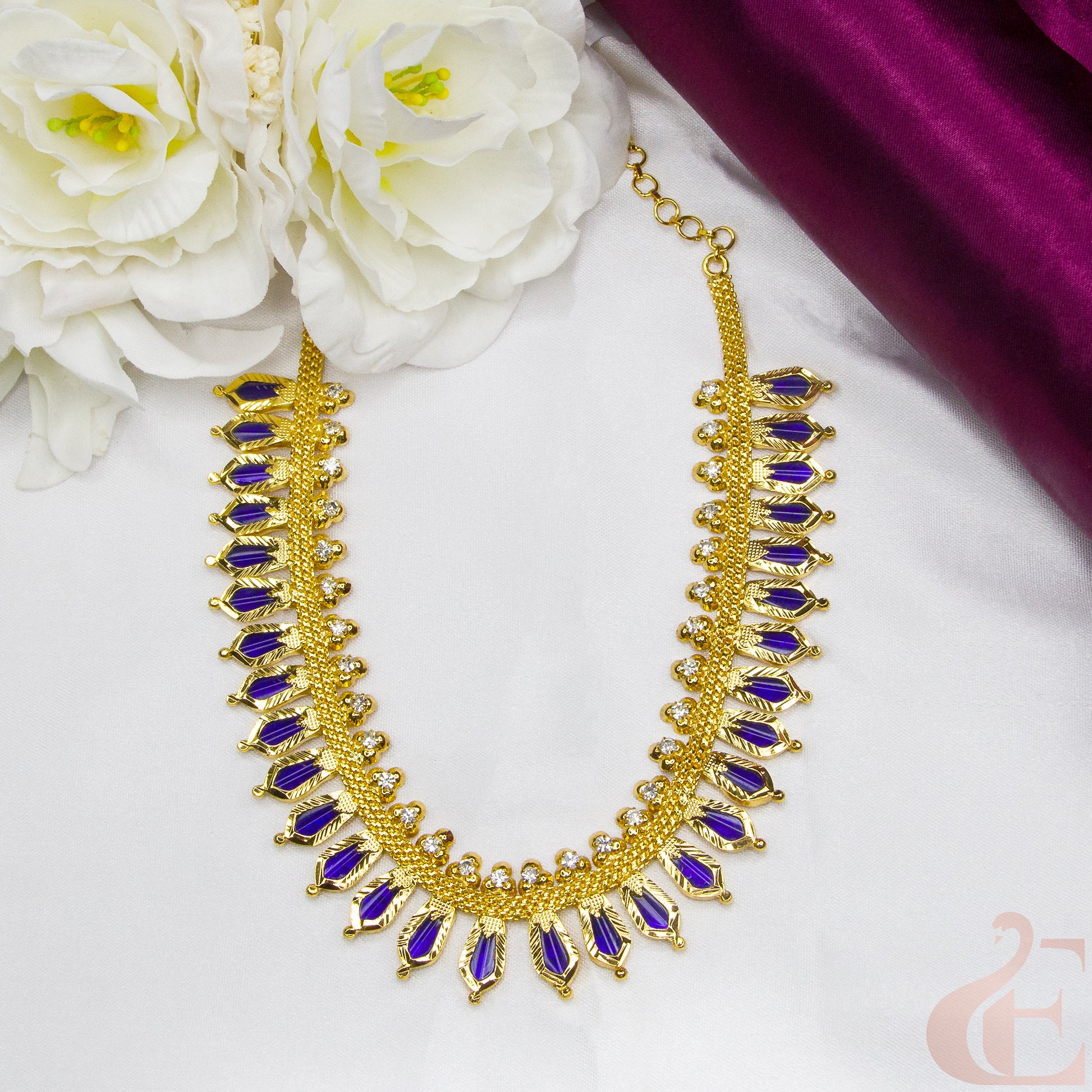 Top view of Traditional Kerala AD Nagapadam Palakka Necklace,Blue color 