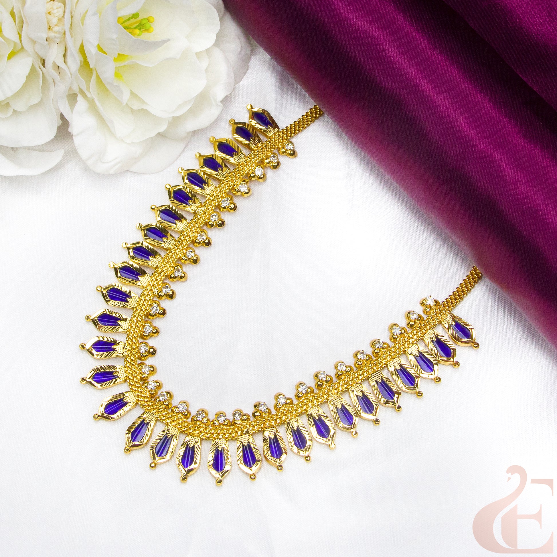 Top view of Traditional Kerala AD Nagapadam Palakka Necklace,Blue color 