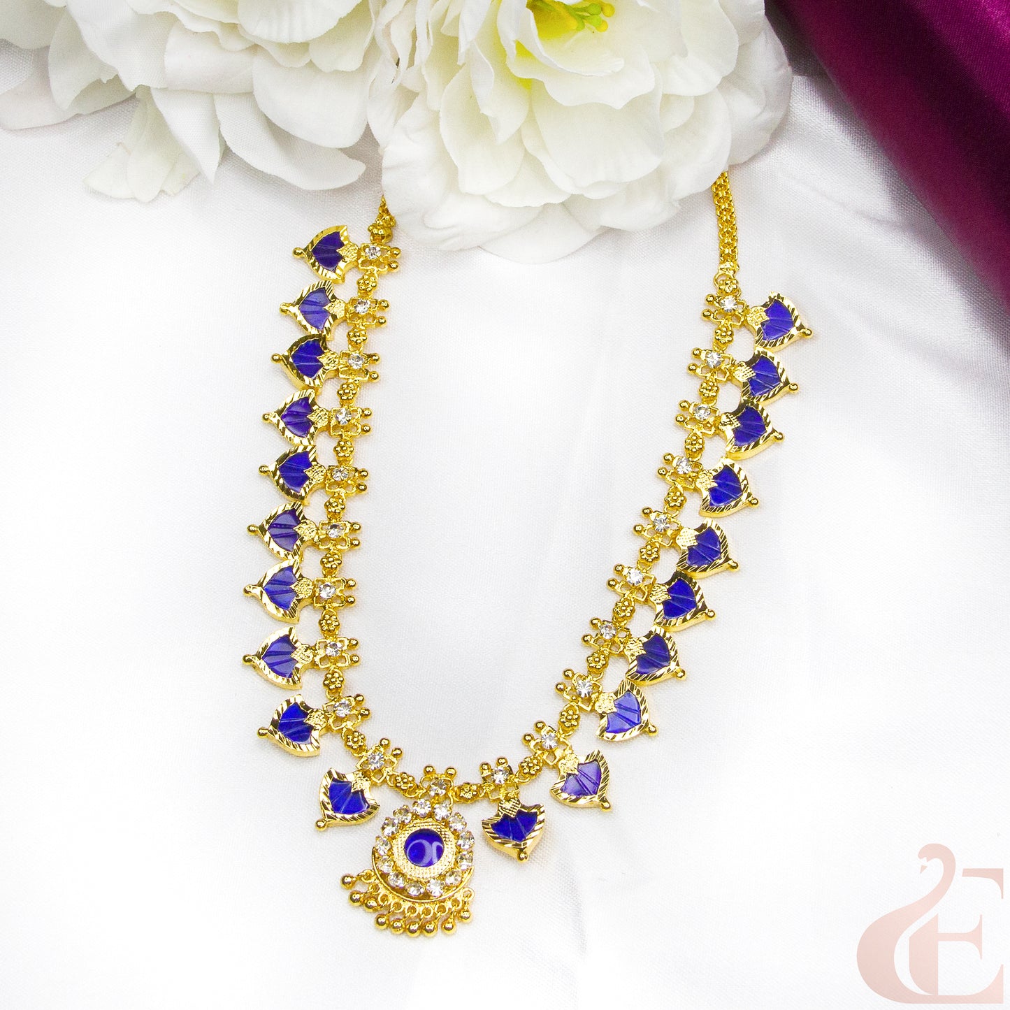 Top view of Traditional Palakka Necklace , blue and white stones 