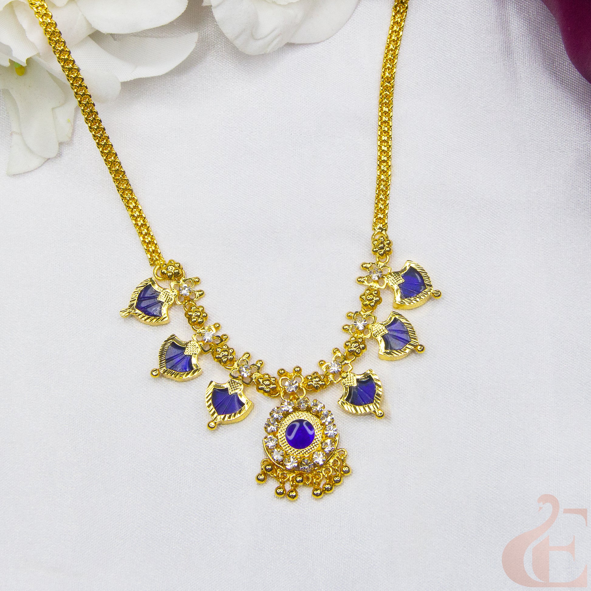 Top view of Traditional Palakka Necklace Blue Stones 