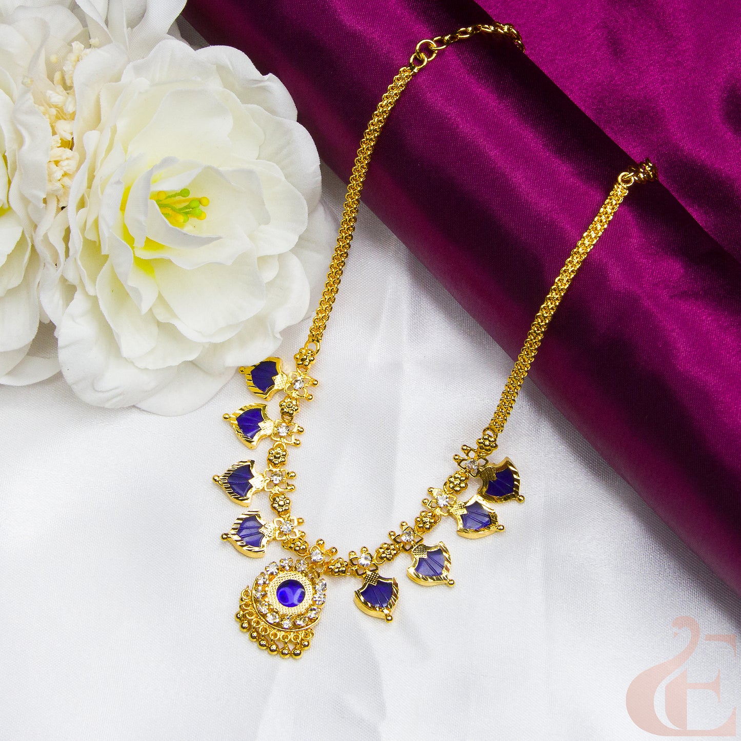 Top view of Traditional Palakka Necklace , Blue and white ad stones 
