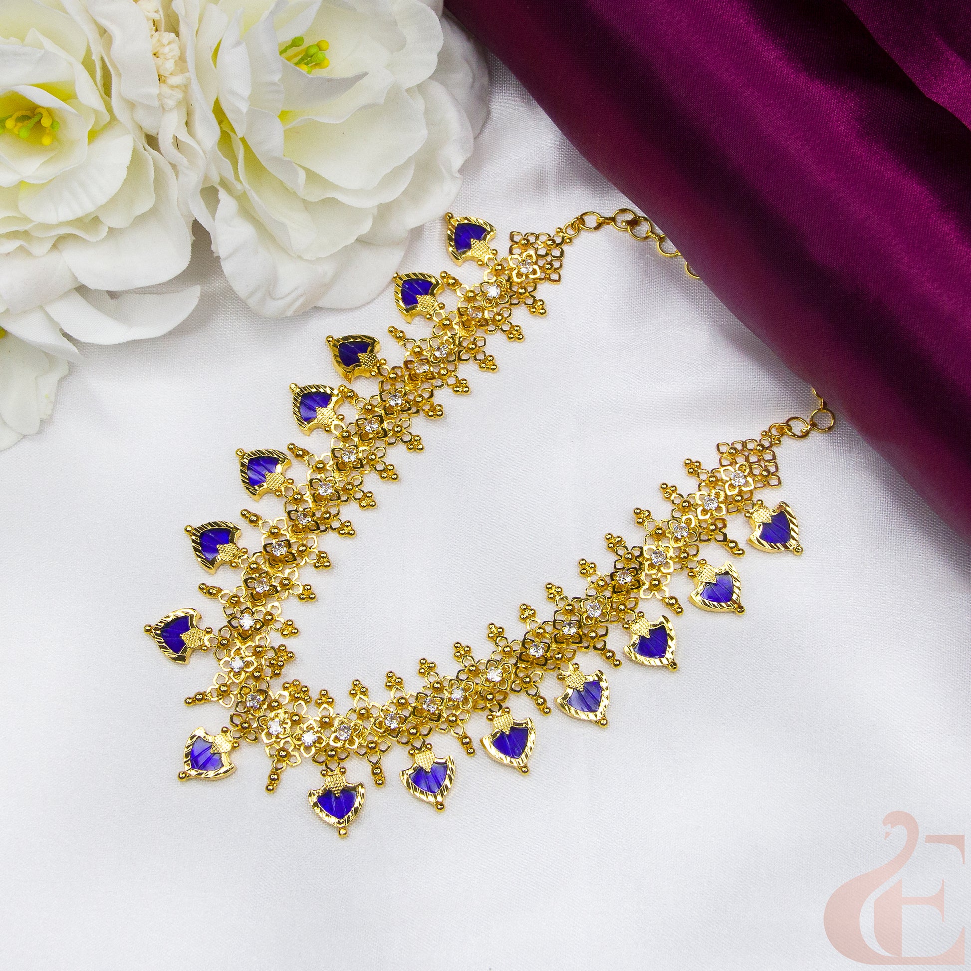 Top view of Traditional Palakka Necklace Blue white 