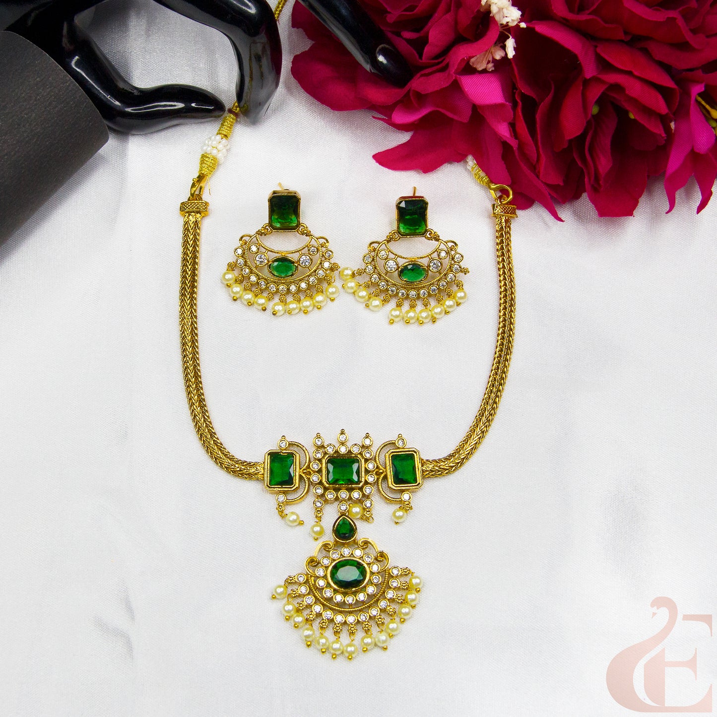 Top view of green stones Antique AD Choker & Earrings 